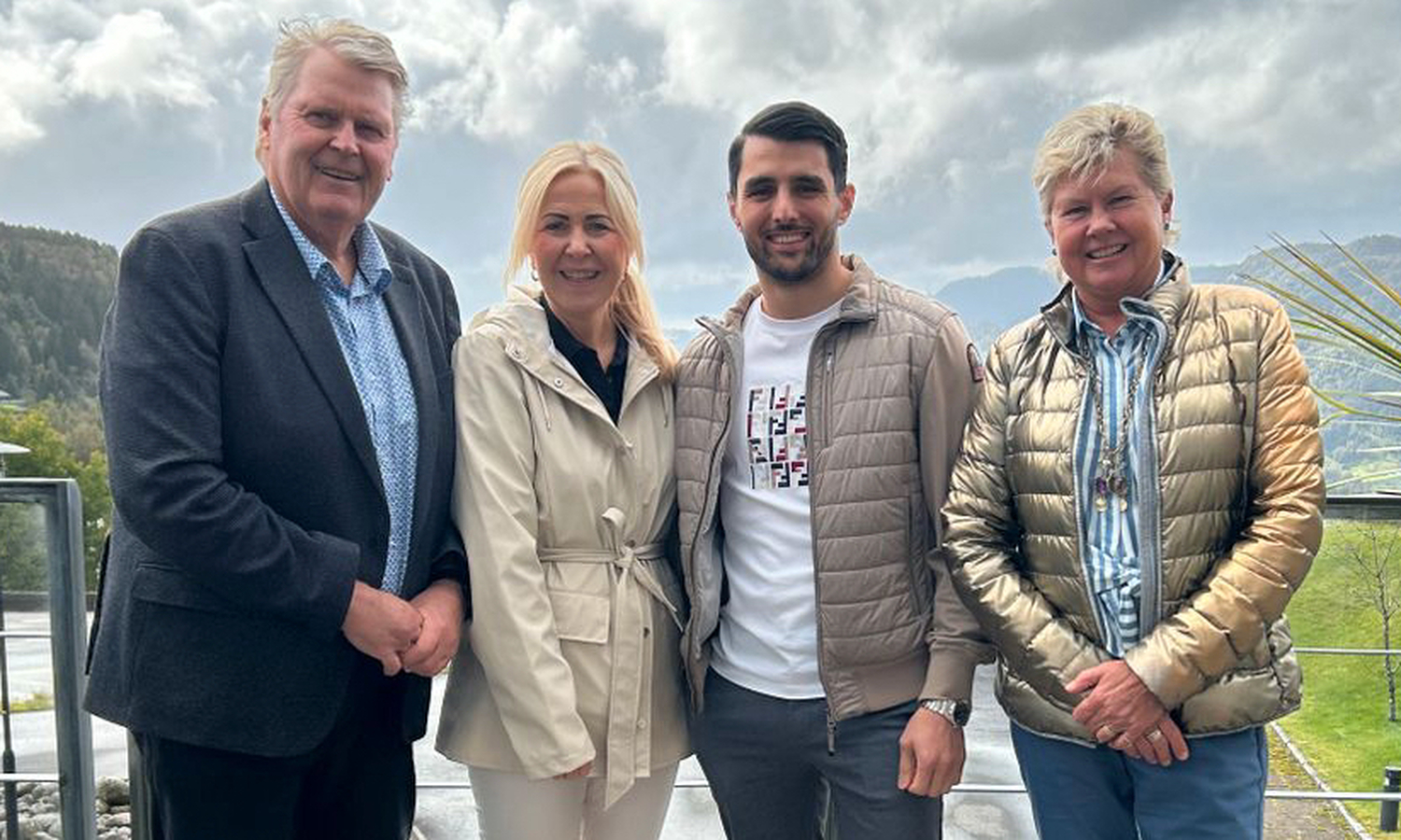 Festkomiteen består av leder Hans Fredrik Grøvan i Lister Næringsforening, næringssjef Liv Øyulvstad i Kvinesdal kommune, ny hotellsjef Ibrahim Isajev for Utsikten Resort & Hotell og Agnes Berntsen. De jobber for fullt for å få alt klart til medio oktober. 